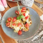 Heerlijke crostini met zelfgemaakte pesto en verse cherrytomaten